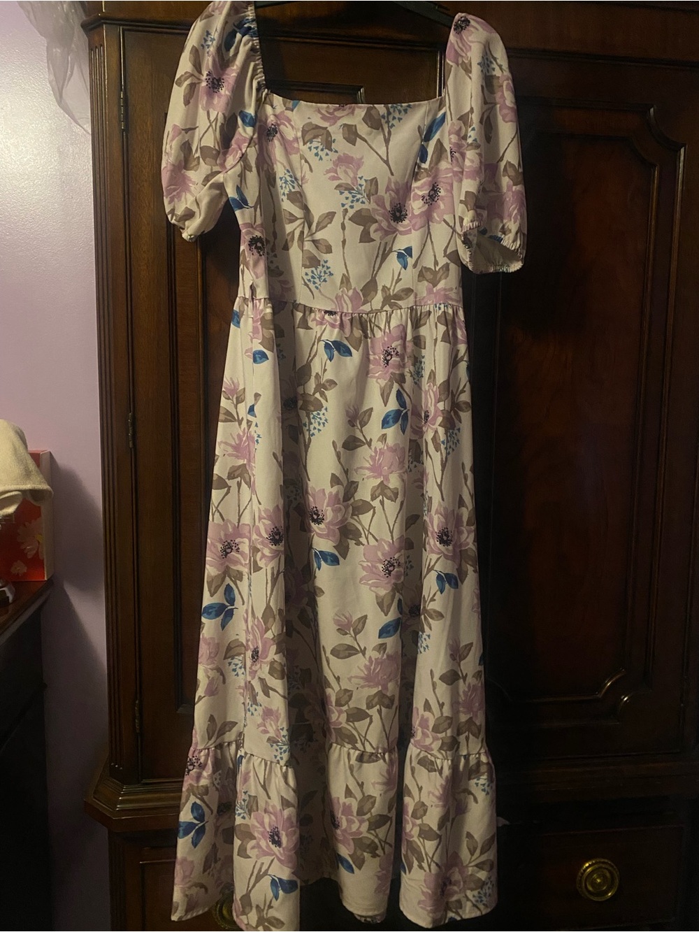 SHEIN Cream Maxi Dress with Lavender Floral Print and Puff Sleeves